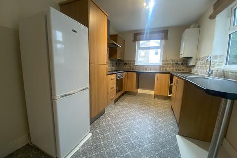 3 bedroom terraced house to rent, St Clair Street, Crewe