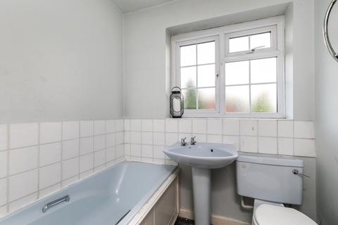 7 Gillingham Close, Kings Worthy, Winchester, SO23 7RL