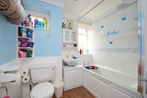 9 Highcroft Crescent, Bognor Regis, PO22 8DH