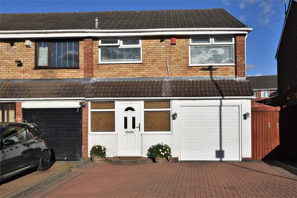 Clent View Road, Birmingham, West Midlands, B32 3 bed end of terrace