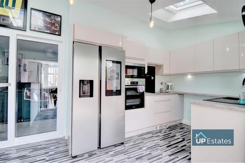 52 Billing Road, Coventry, CV5 8EU