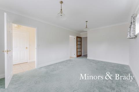 4a Hale Road, Necton, Swaffham, PE37 8EY