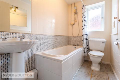 23 Duchess Park Close, Shaw, Oldham, OL2 7YN