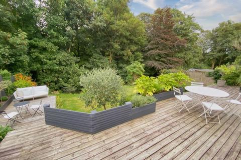 6 Castle Precinct, Llandough, Cowbridge, CF71 7LX