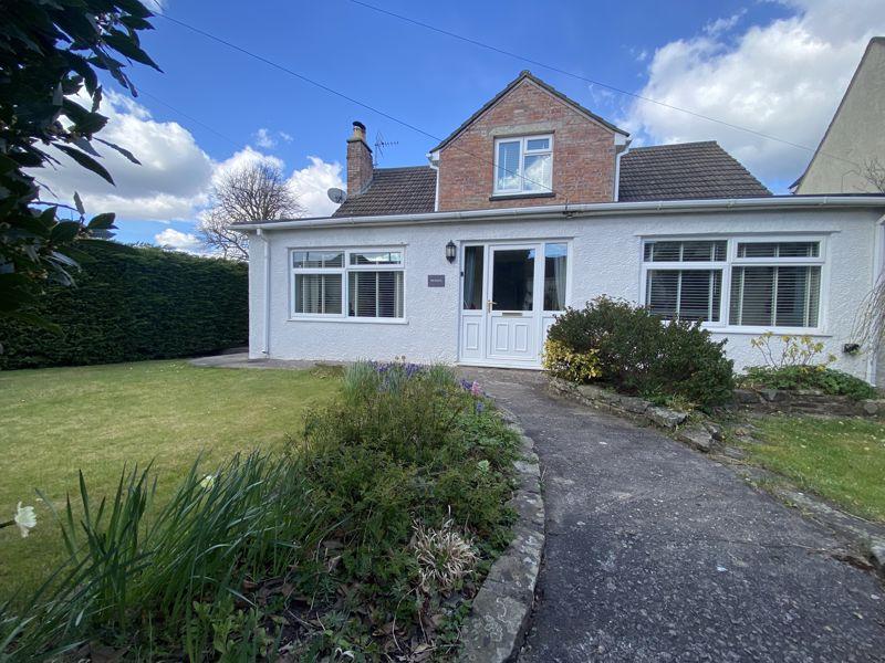 Frondeg, Love Lane, Llanblethian, The Vale of CF71 7JQ 3 bed