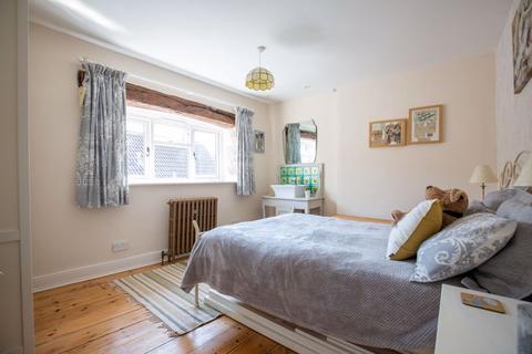 7 Priory Place, Wells, BA5 1SP