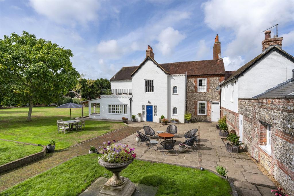 White Chimney Row, Westbourne, Emsworth, Hants, PO10 5 bed detached
