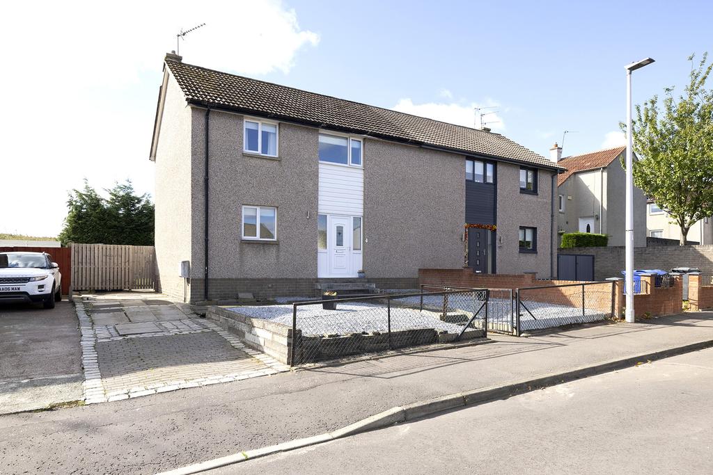 4 Cockpen Crescent, Bonnyrigg, EH19 3 bed semidetached house £210,000