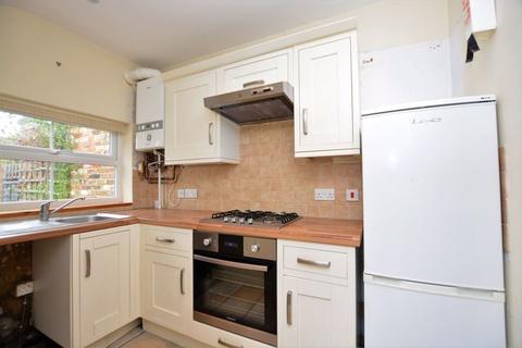 1, Helen Cottages Dedworth Road, Windsor, SL4 4JZ