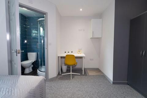 1 bedroom house to rent, Room in  Dudmaston,  Hollinswood. Telford