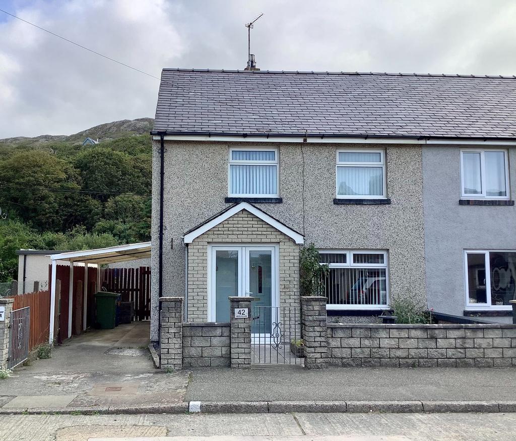 42, Heol Y Llan, Barmouth, LL42 1LD 2 bed semidetached house for sale