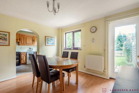 4 bedroom end of terrace house for sale - Allonby Drive, Ruislip, Middlesex, HA4