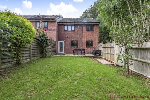 4 bedroom end of terrace house for sale - Allonby Drive, Ruislip, Middlesex, HA4