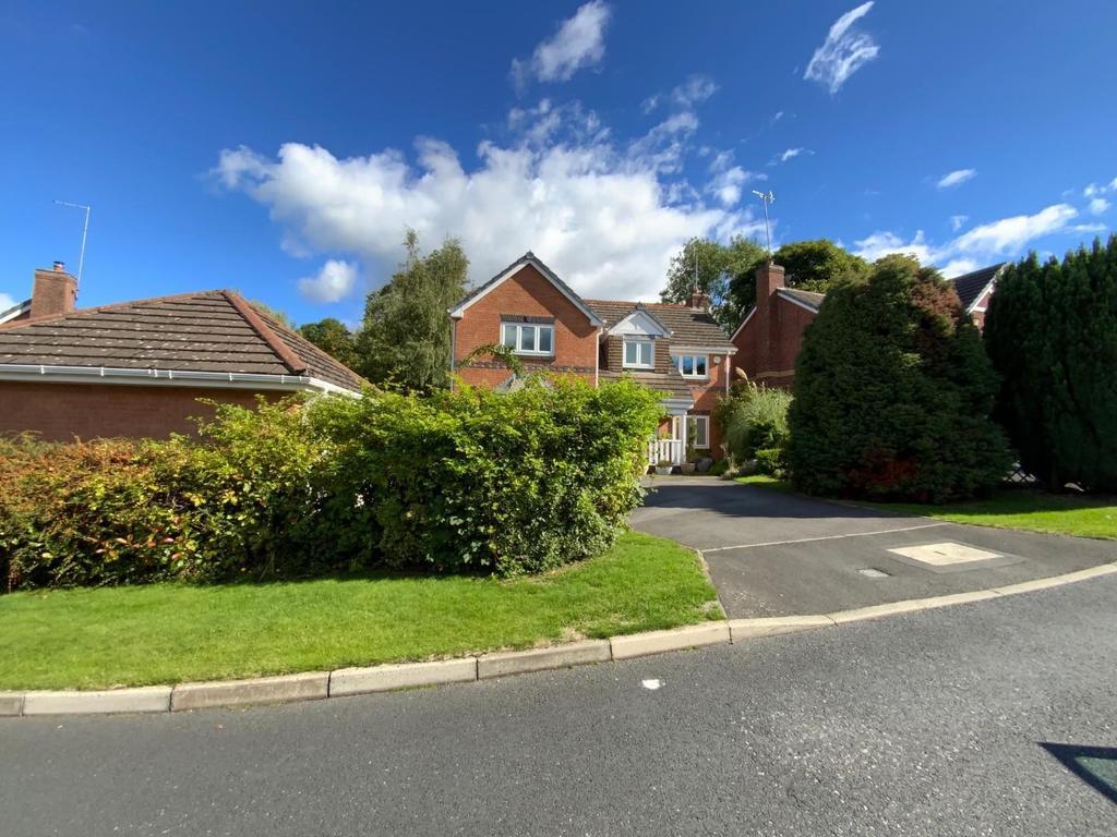 Acresbrook, Stalybridge, Greater... 4 bed detached house £615,000