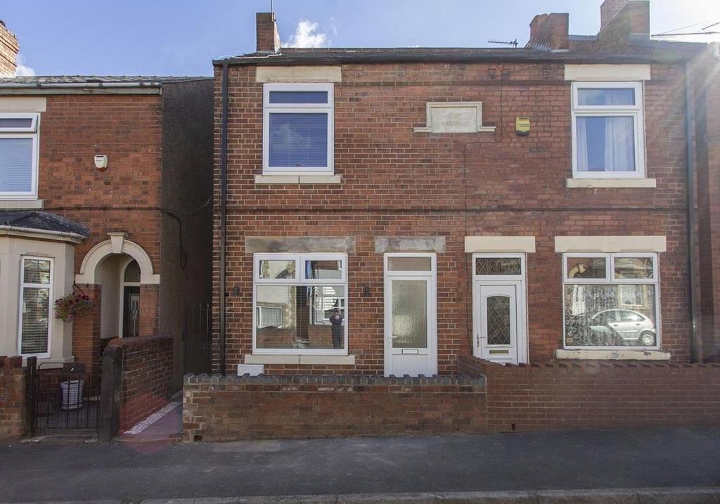 Hunloke Road, Holmewood, Chesterfield 2 bed semidetached house £135,000
