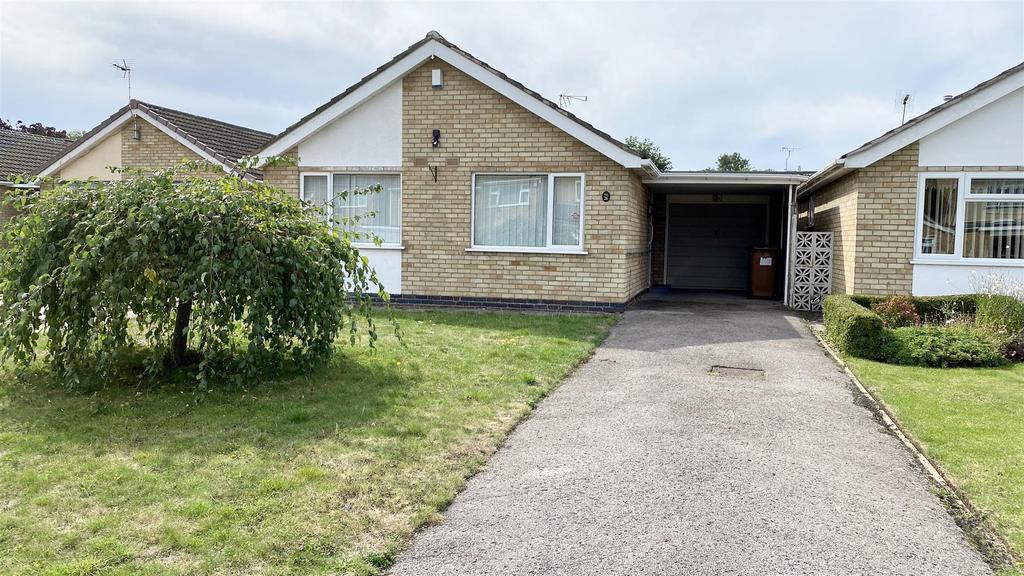 Laneside Drive, Hinckley 2 bed detached bungalow £275,000