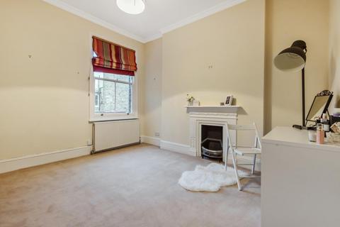 3 bedroom flat to rent, Fanthorpe Street, Putney SW15