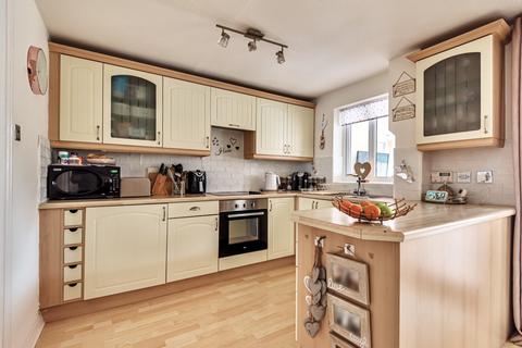 6 The Sidings, Saxilby, Lincoln, LN1 2PX
