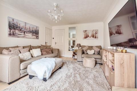 6 The Sidings, Saxilby, Lincoln, LN1 2PX