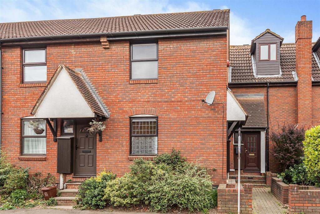 Howland Way, Surrey Quays SE16 2 bed terraced house £1,900 pcm (£438 pw)