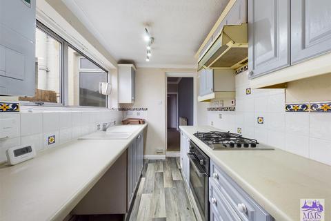 5 Hone Street, Rochester, ME2 3AF