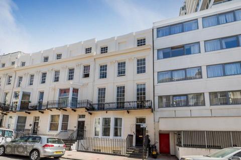 Flat 3, 14 Cavendish Place, Brighton, BN1 2HS