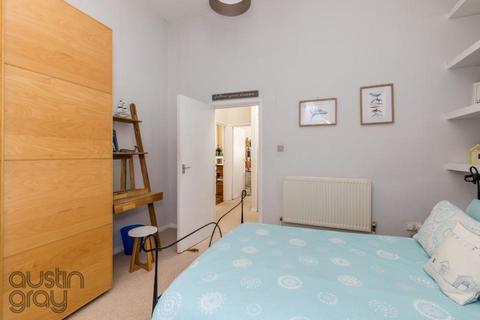 Flat 3, 14 Cavendish Place, Brighton, BN1 2HS