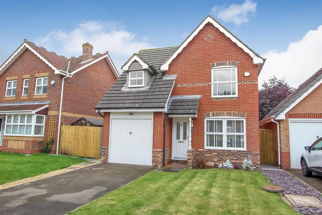 Whitebridge Drive, Darlington 3 bed detached house £220,000