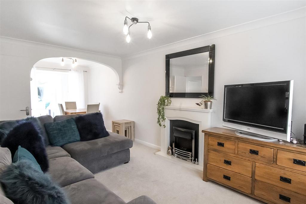 Whitebridge Drive, Darlington 3 bed detached house £220,000