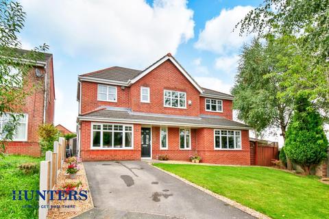 15 Howardian Close, Oldham, OL8 3WE