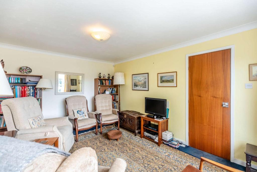 8521073-interior17-800.jpg
