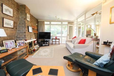25 The Precinct, Sunderland, SR2 9DN