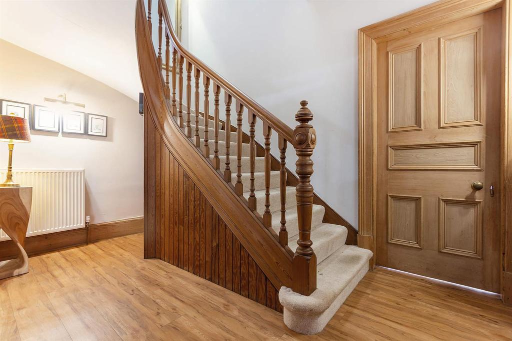 Victoria Avenue, Carluke 3 bed semidetached house £294,995