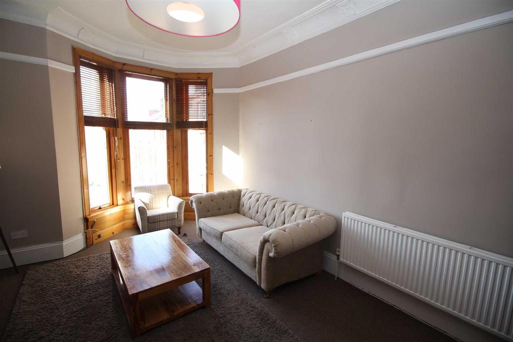 Ashburn Gardens Gourock 1 bed flat £500 pcm (£115 pw)