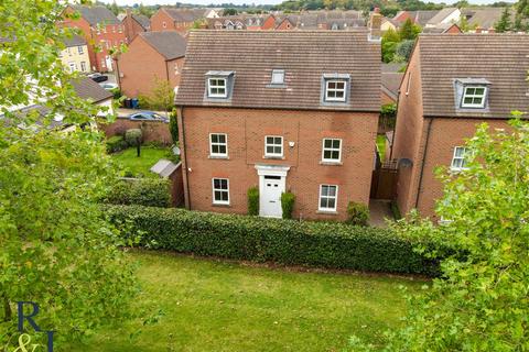 25 Maddocke Walk, Lichfield, WS13 6LT