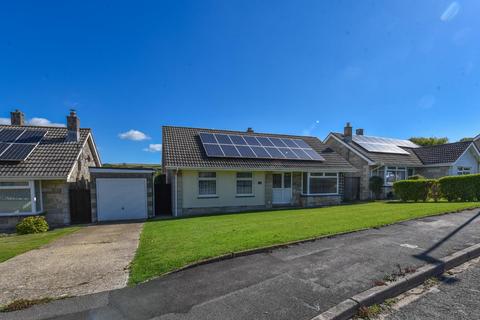 2 bedroom detached bungalow for sale - *CHAIN FREE* Bannock Road, Whitwell, Ventnor