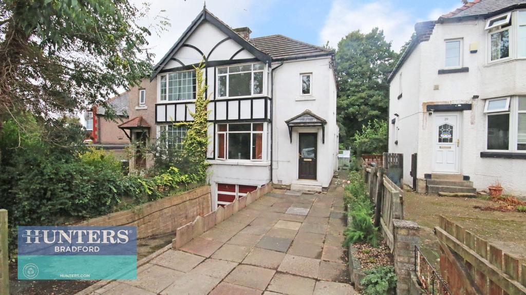 Ashbourne Road, Bradford 3 bed semidetached house £130,000