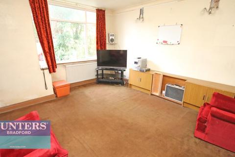 37 Ashbourne Road, Bradford, BD2 4AH