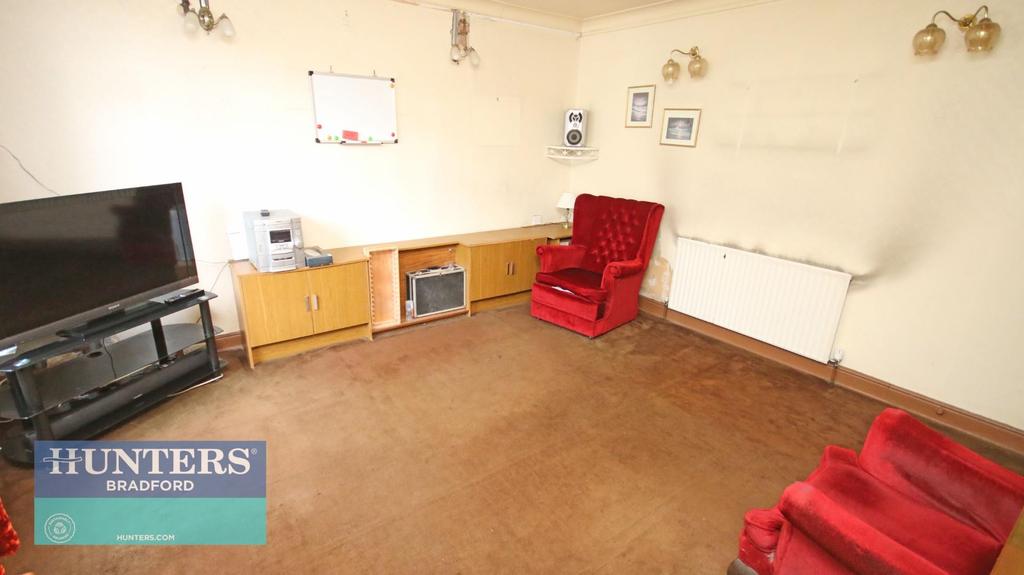 Ashbourne Road, Bradford 3 bed semidetached house £130,000