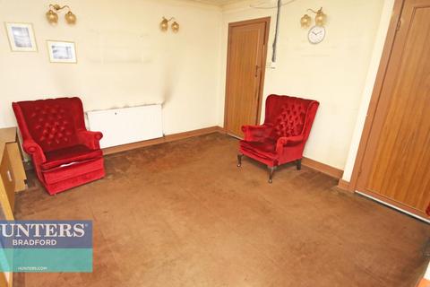 37 Ashbourne Road, Bradford, BD2 4AH