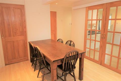 Roselea Main Street, Lybster, KW3 6BJ