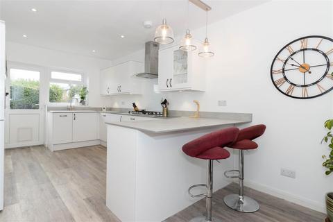 66 Limbrick Lane, Goring By Sea, Worthing, BN12 6AE