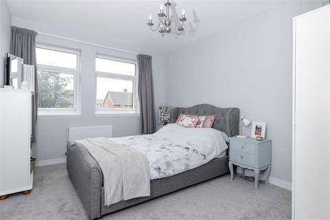 66 Limbrick Lane, Goring By Sea, Worthing, BN12 6AE