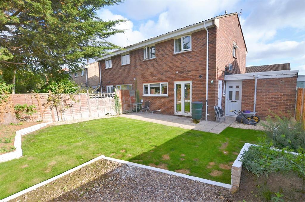 Bristol Road, Bicester 3 bed semi-detached house - £360,000