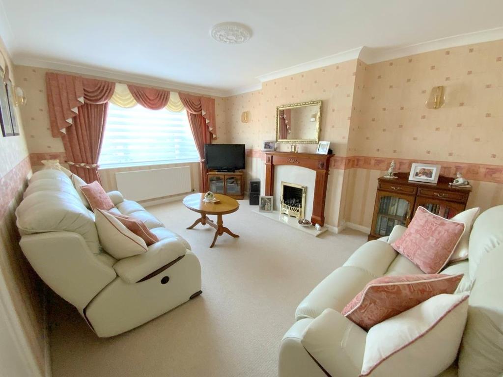 Pearson Road, Cleethorpes 3 bed semidetached house £260,000