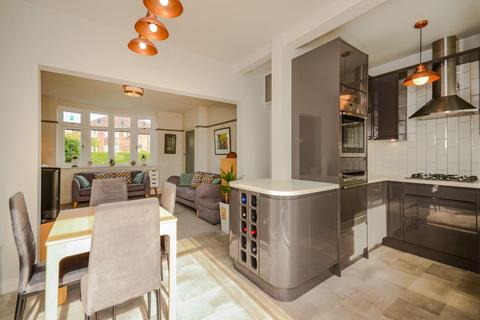 15 Goodison Crescent, Sheffield, S6 5HT