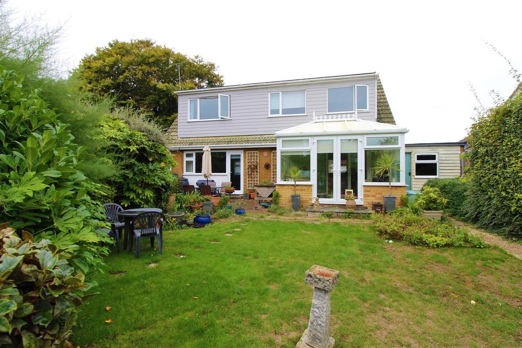 Kings Avenue, Broadstairs 3 bed detached house £600,000
