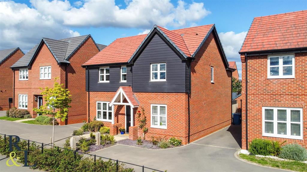 Rose Way, Edwalton, Nottingham 4 bed detached house £550,000