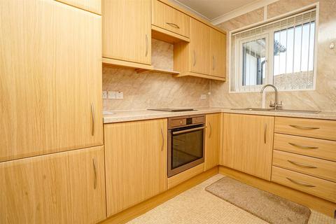 2 bedroom retirement property for sale, Kenrith Court, St. Helens Crescent, Hastings