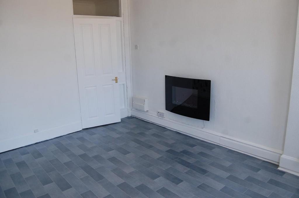 The Lindens, Newbridge Crescent, Wolverhampton, WV6 0LR 2 bed flat for